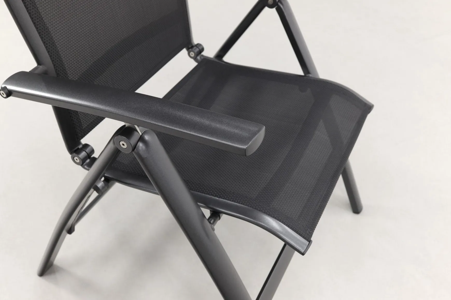 Kettler Legato Curve XL - tuinstoel hoge zithoogte