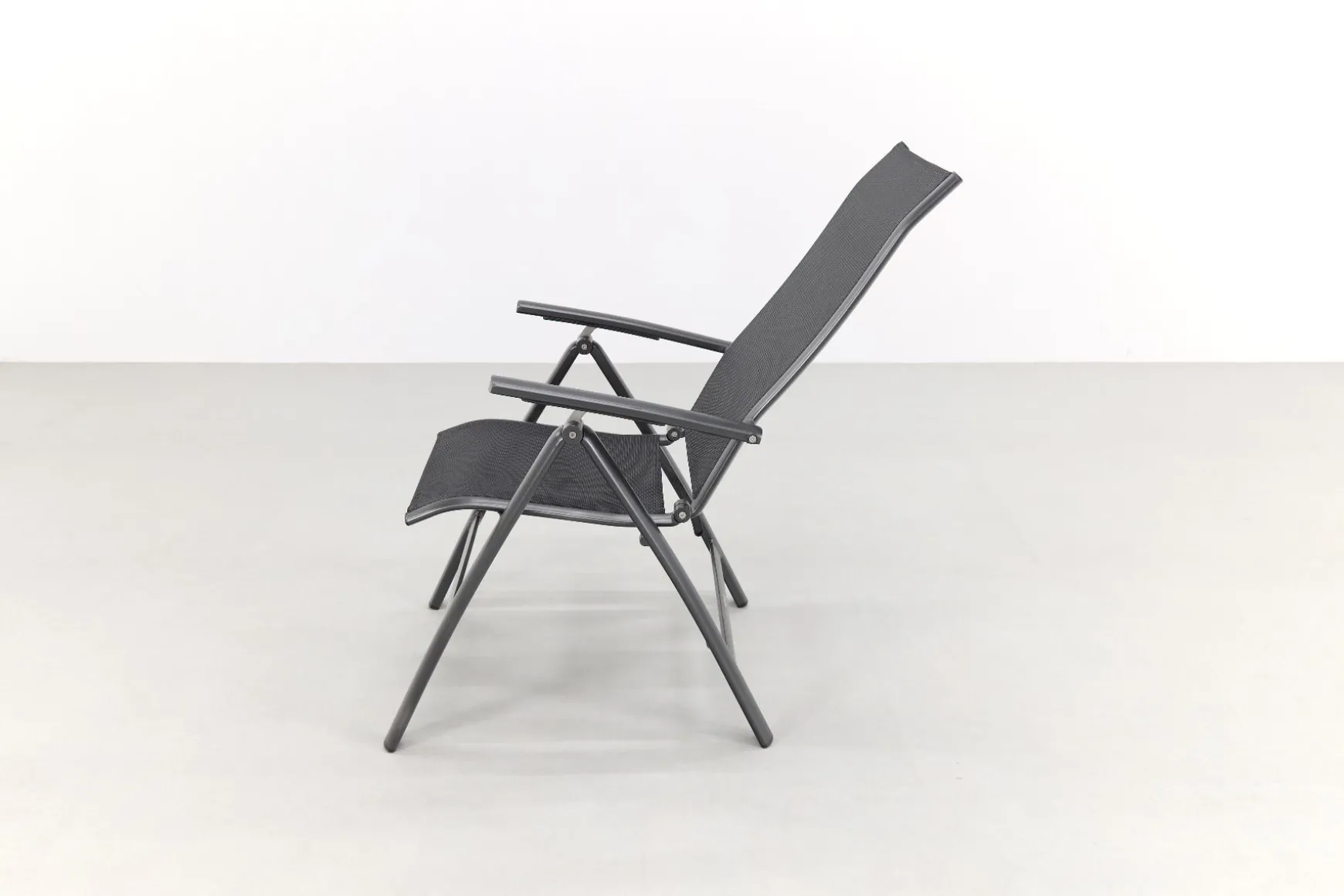Kettler Legato Curve XL - tuinstoel hoge zithoogte