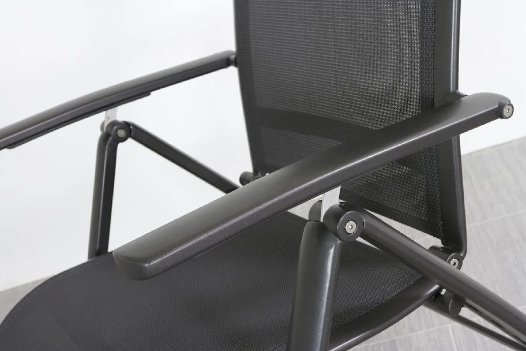 Kettler Legato/Edge verstelbare aluminium tuinset voor 6 personen 220x95 cm. - Antraciet