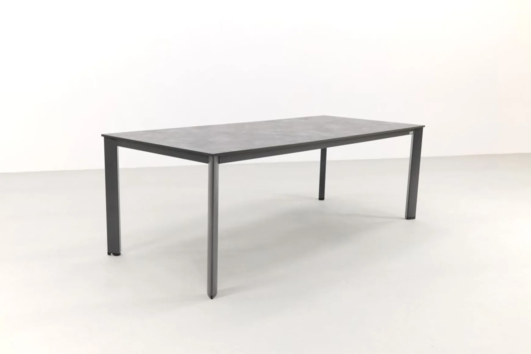 Kettler Legato/Edge verstelbare aluminium tuinset voor 6 personen 220x95 cm. - Antraciet