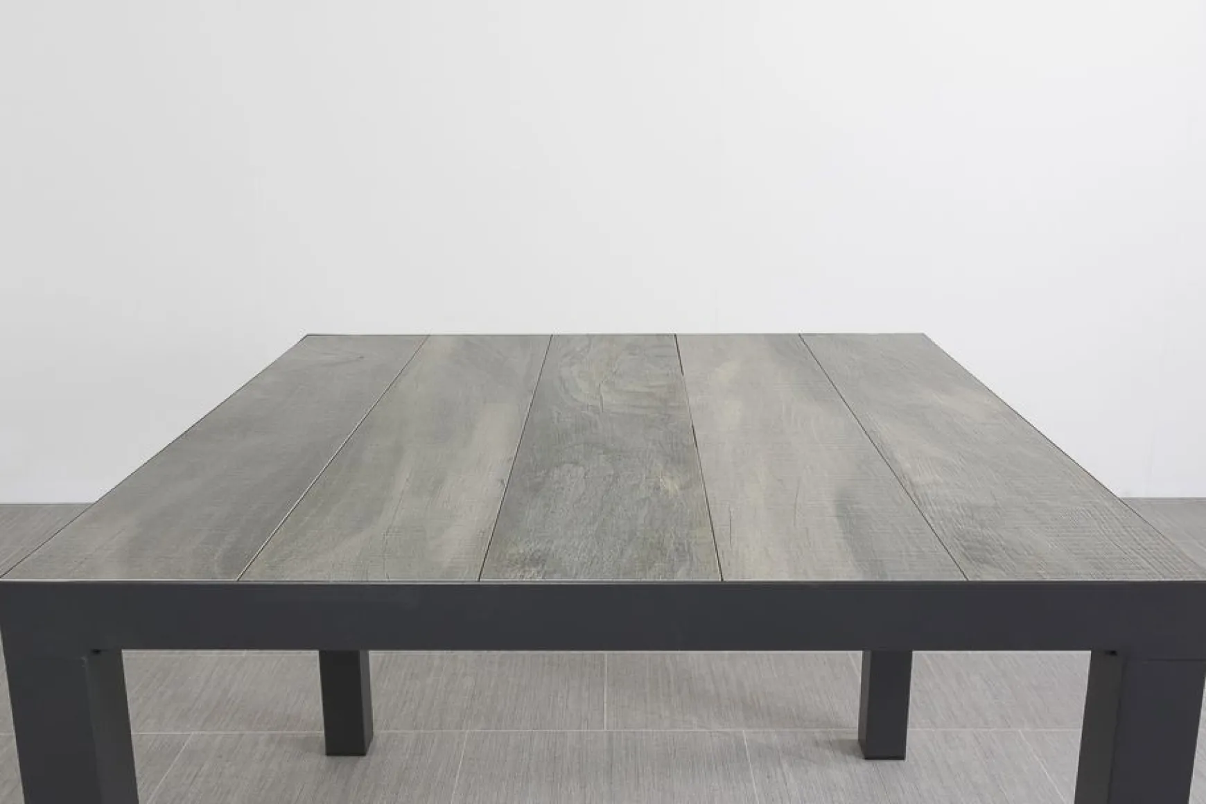 Kings tuintafel 100x100 cm. - Antraciet/Houtlook