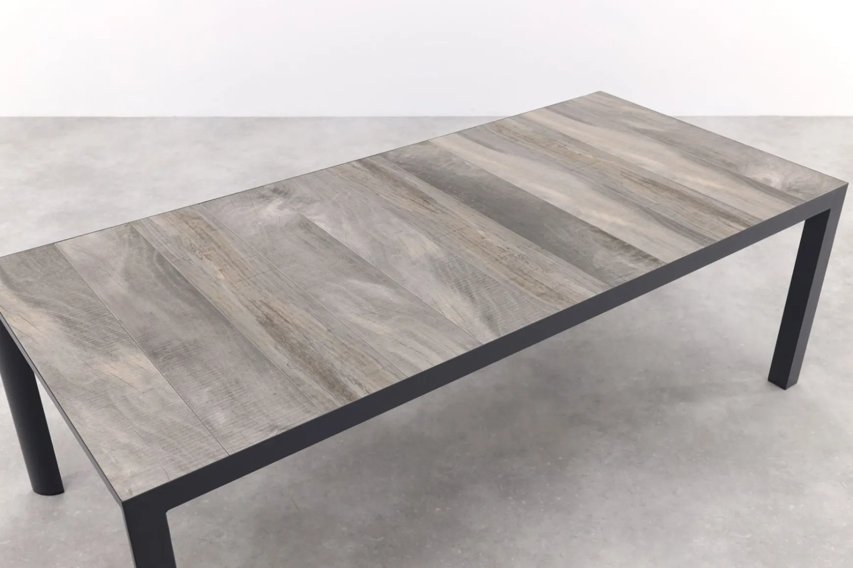 Lima/Kings 6-persoons stapelbare dining tuinset 220x100 cm. - Antraciet