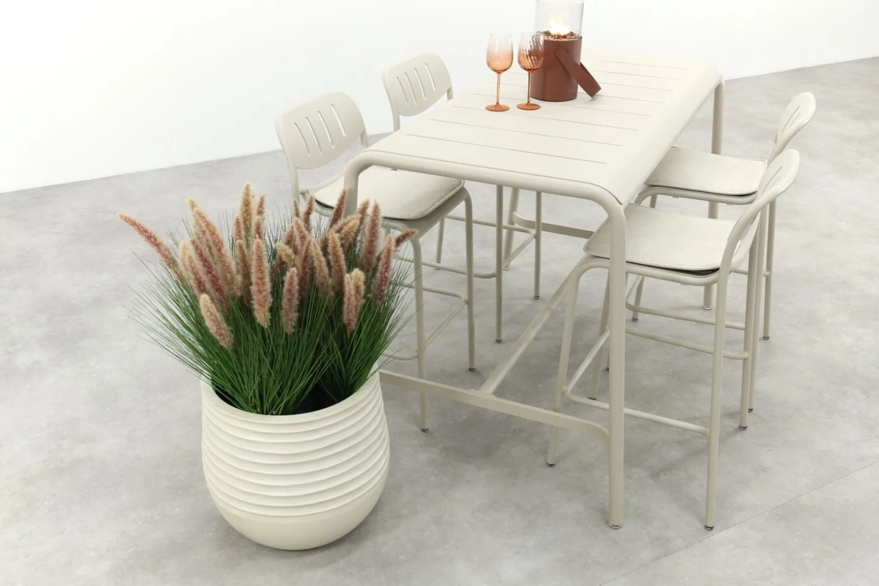 Lyon 4-persoons barset 155x96 cm. - Mokka