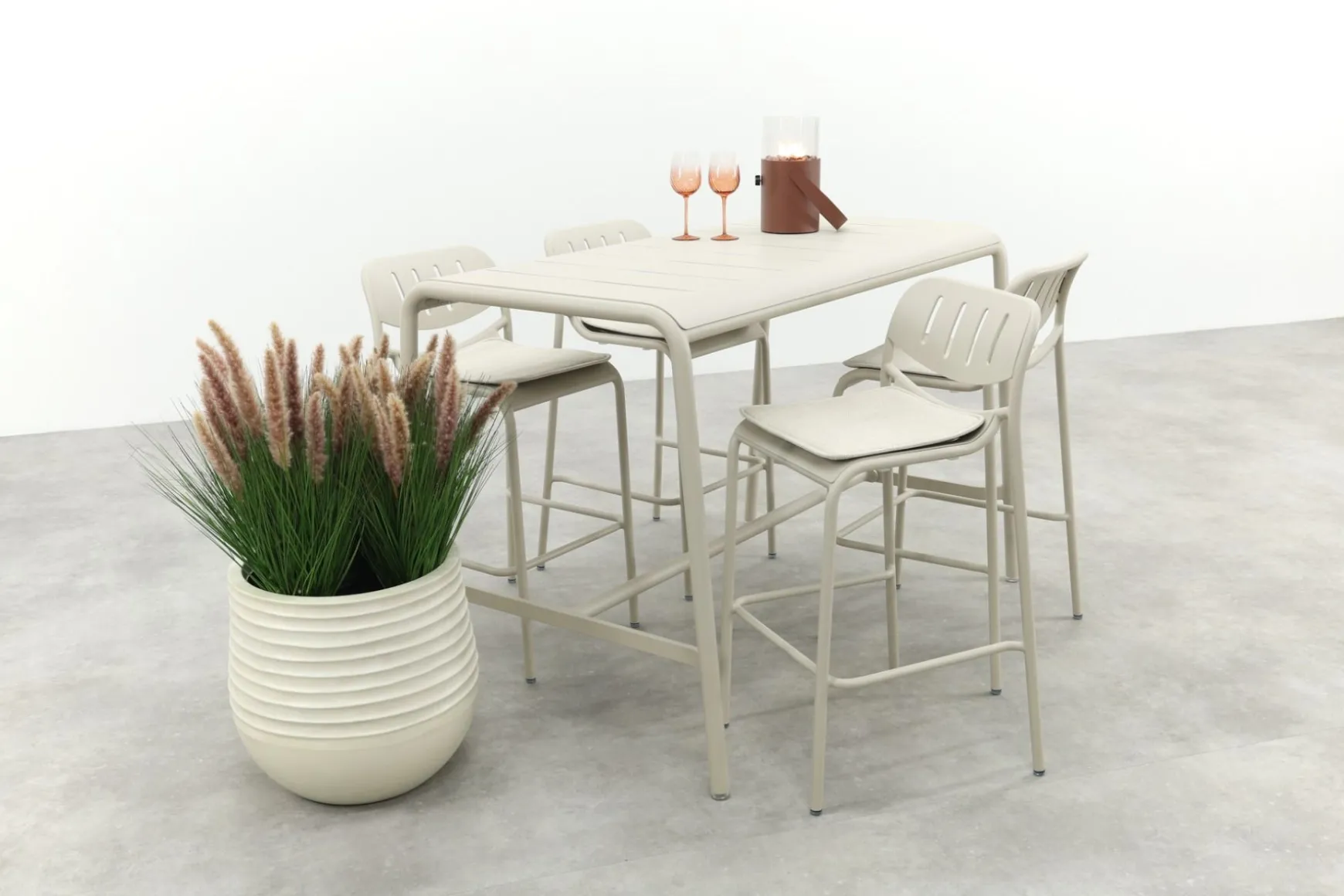 Lyon 4-persoons barset 155x96 cm. - Mokka