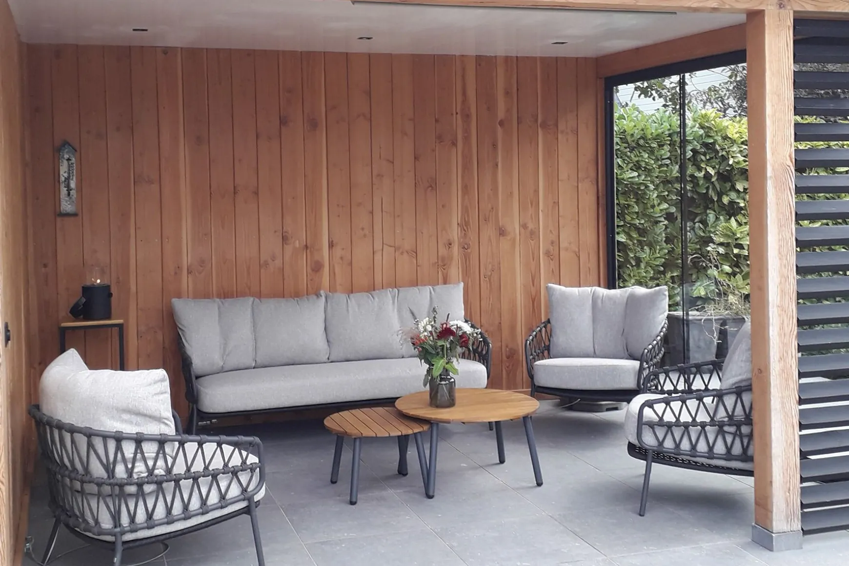 Mindo alu/teak ronde loungetafel set - Antraciet