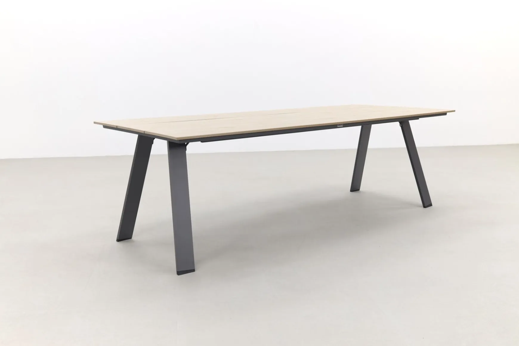Nevada tuintafel 240 x 100 cm. - Carbon/Light teak polywood
