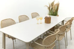 Noa/Sofia stapelbare wicker dining tuinset voor 6 personen 220x100 cm. - Latte