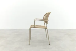 Noa stapelbare naturel wicker dining tuinstoel - Latte