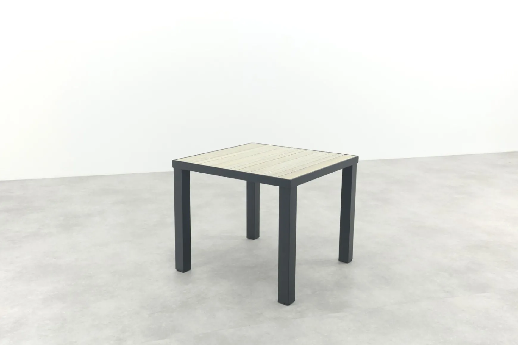 Nola tuintafel 90x90 cm. - Antraciet/Houtlook