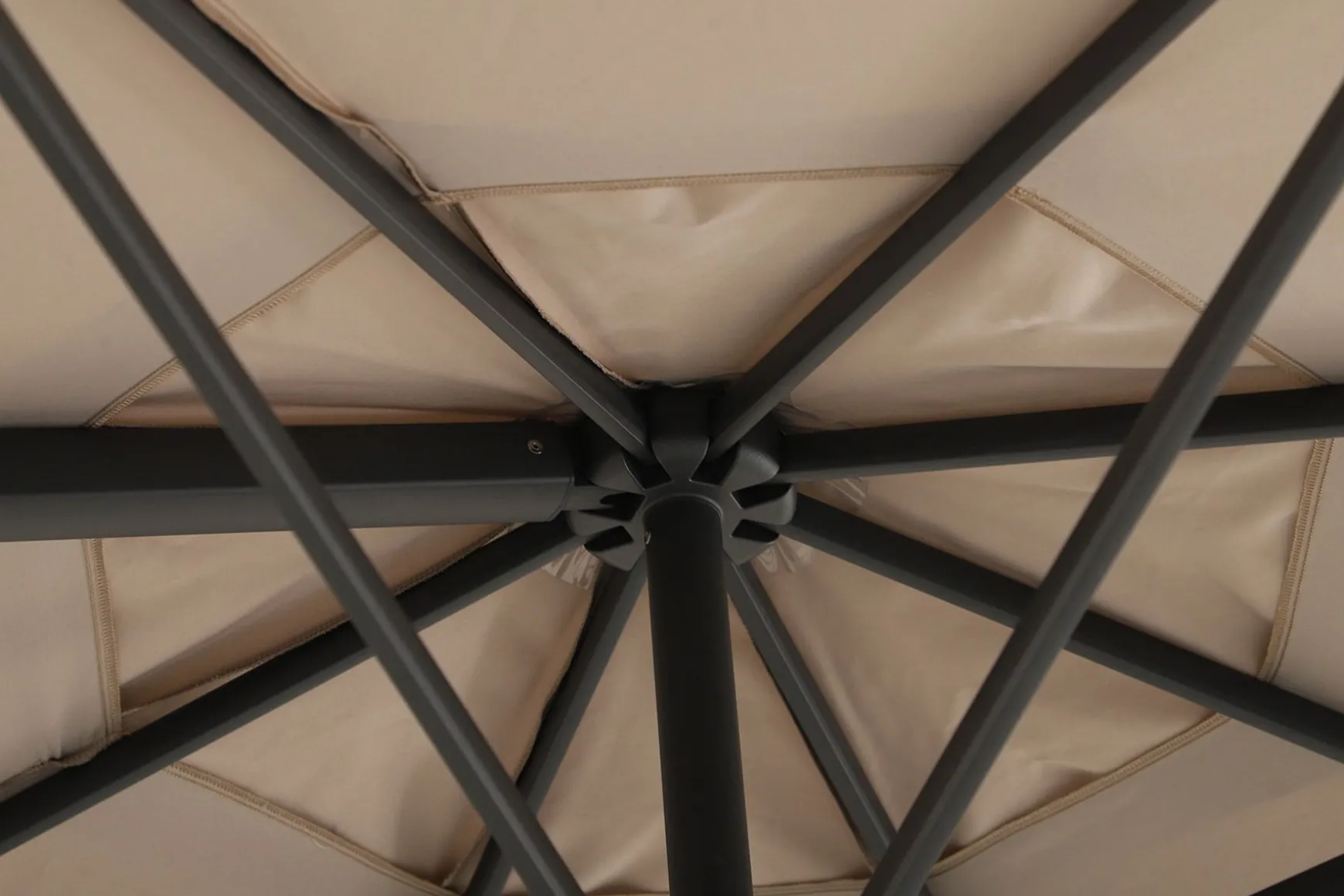 Perfect Shadow Luna ronde zweefparasol Ø350 cm. Flex+ - Antraciet/Urban Taupe