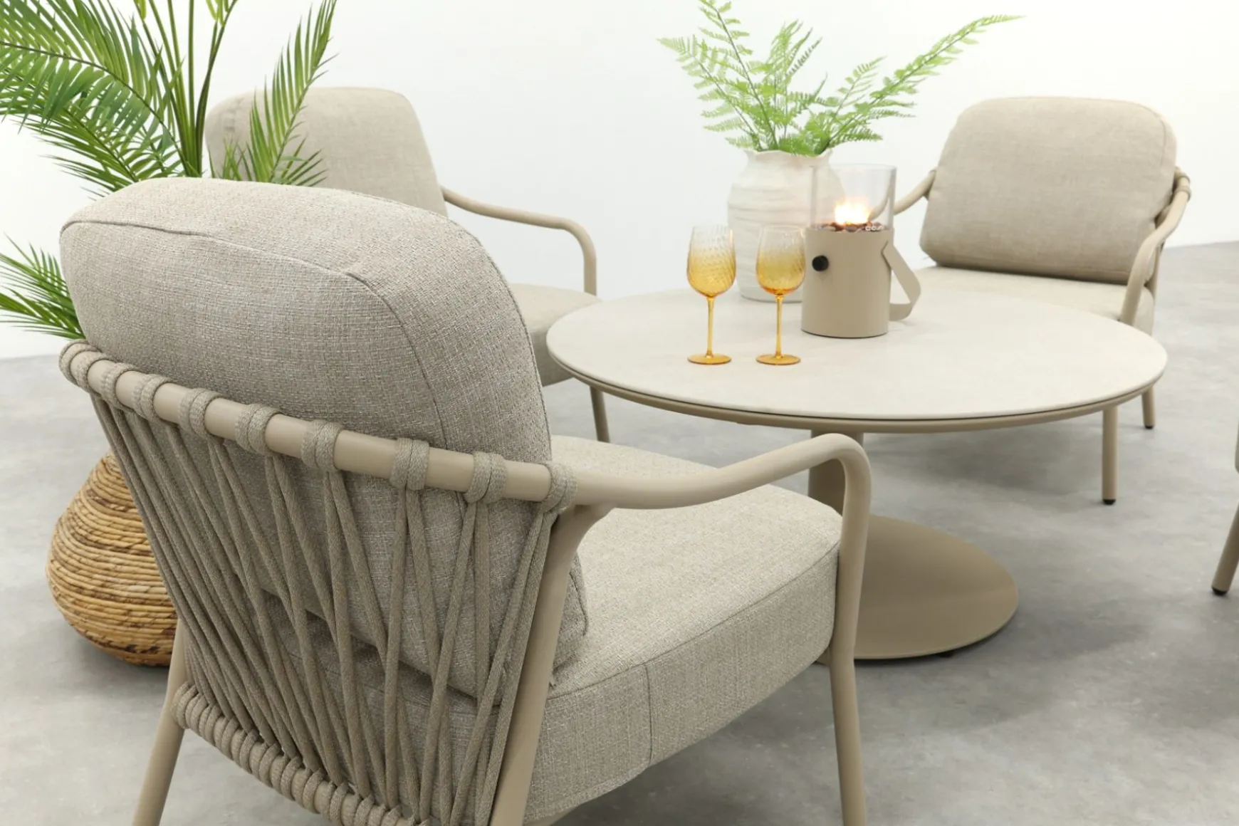 Pisa/Aversa 4-persoons ronde verstelbare low-dining tuinset Ø120 cm. - Latte