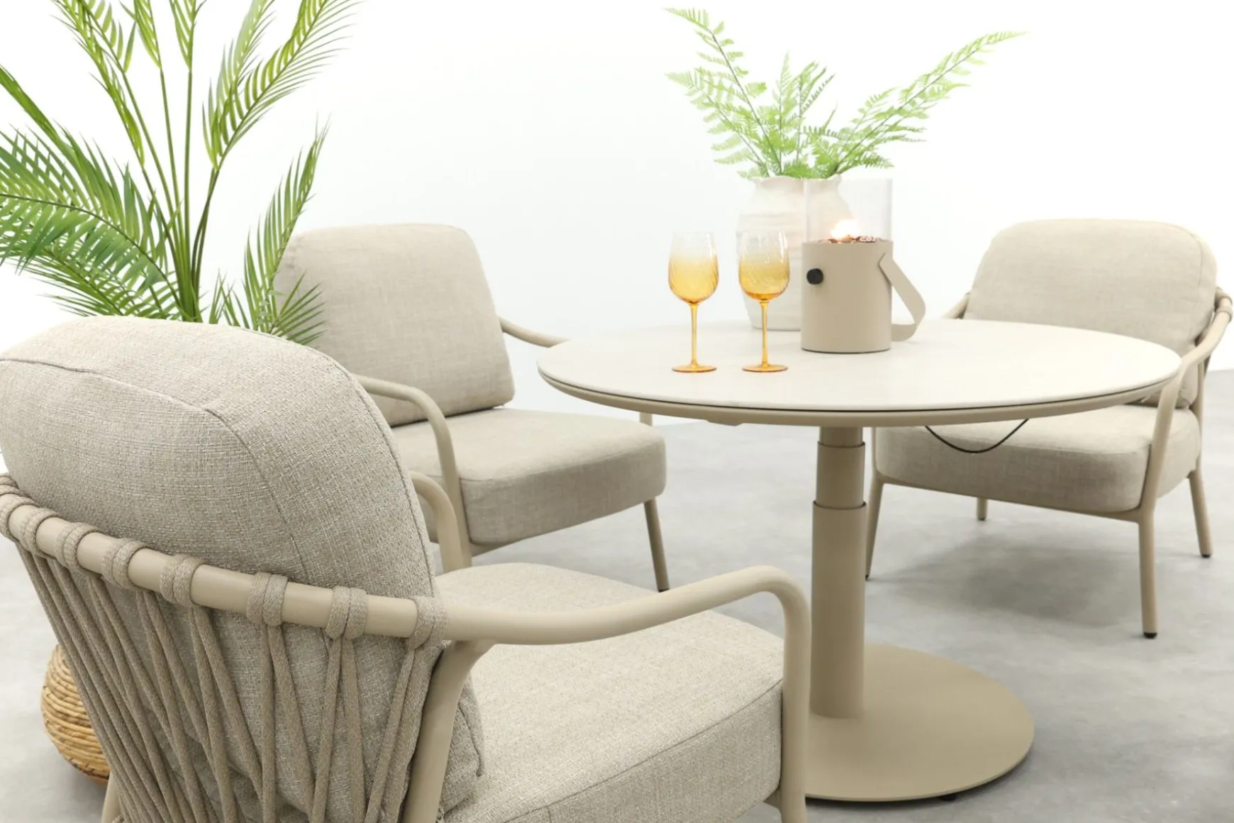 Pisa/Aversa 4-persoons ronde verstelbare low-dining tuinset Ø120 cm. - Latte