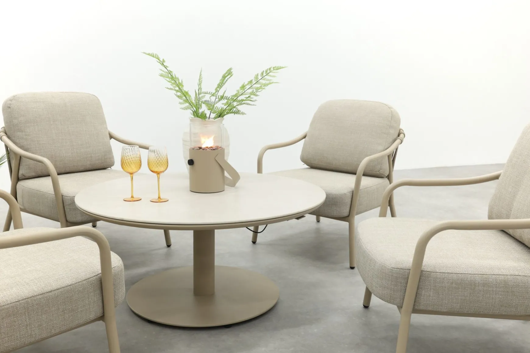 Pisa/Aversa 4-persoons ronde verstelbare low-dining tuinset Ø120 cm. - Latte