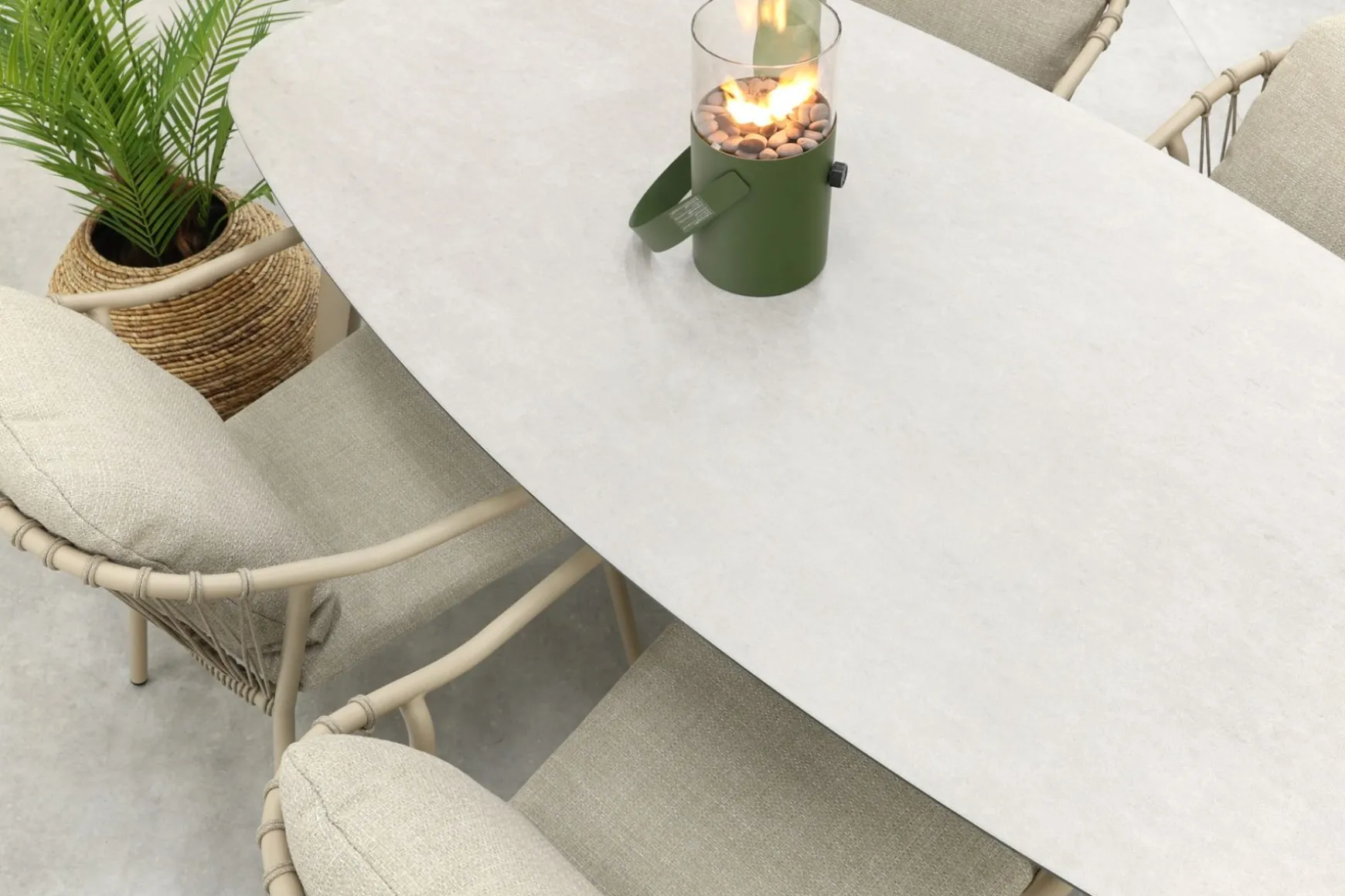 Pisa/Taste Manolo Deens ovale 4-persoons tuinset 180x95 cm. - Latte