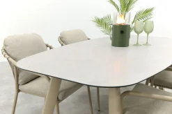 Pisa/Taste Manolo Deens ovale 4-persoons tuinset 180x95 cm. - Latte