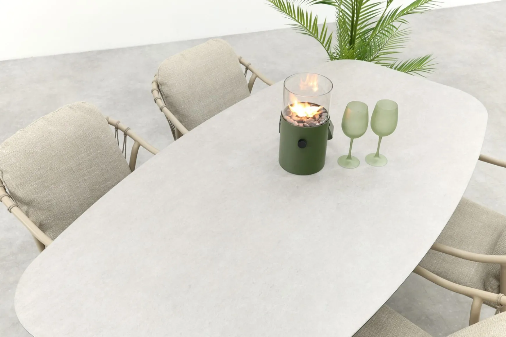 Pisa/Taste Manolo Deens ovale 4-persoons tuinset 180x95 cm. - Latte