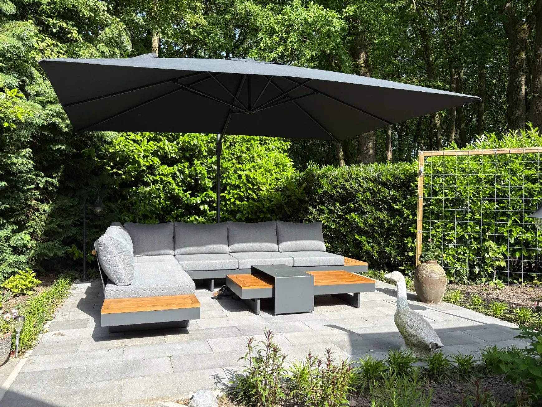 Platinum Challenger zweefparasol T1 Premium 4x3 m. - Faded Black