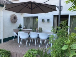 Platinum Voyager ronde zweefparasol T1 3 m. - Taupe met ingraafvoet en hoes
