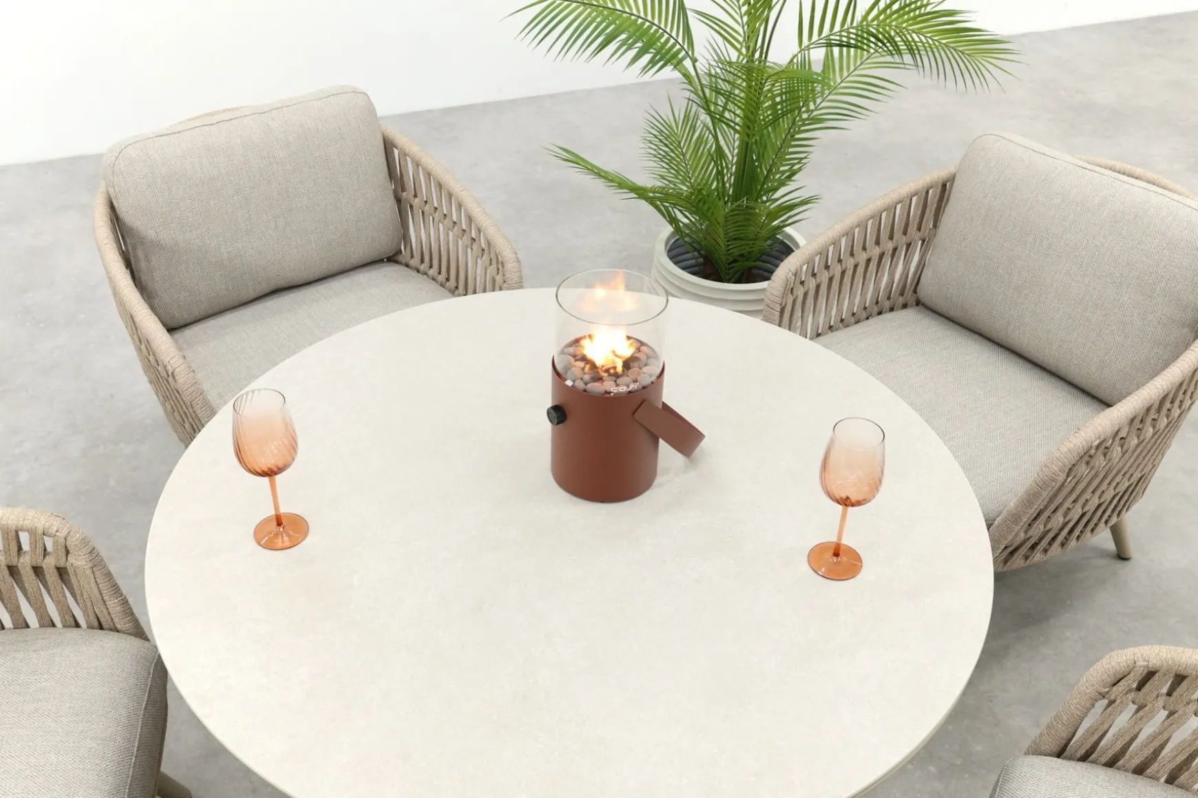 Romeo/Aversa 4-persoons ronde verstelbare low-dining tuinset Ø120 cm. - Latte