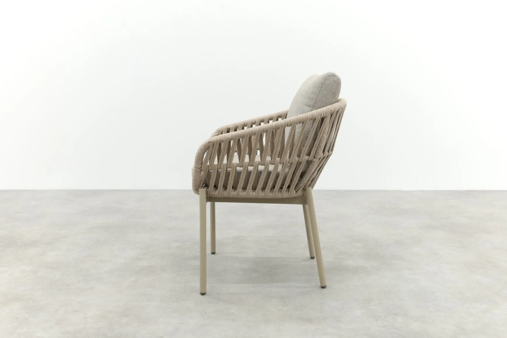 Romeo rope dining tuinstoel - Latte