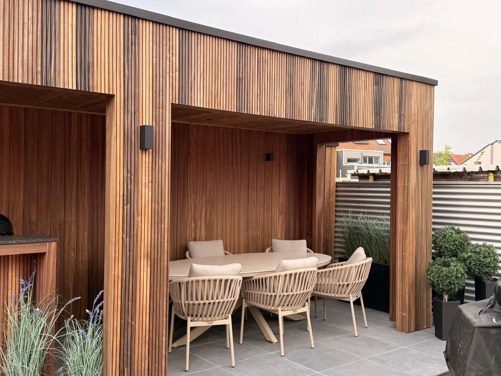 Romeo/Ventaro ovale tuinset voor 6 personen 240x115 cm. - Latte