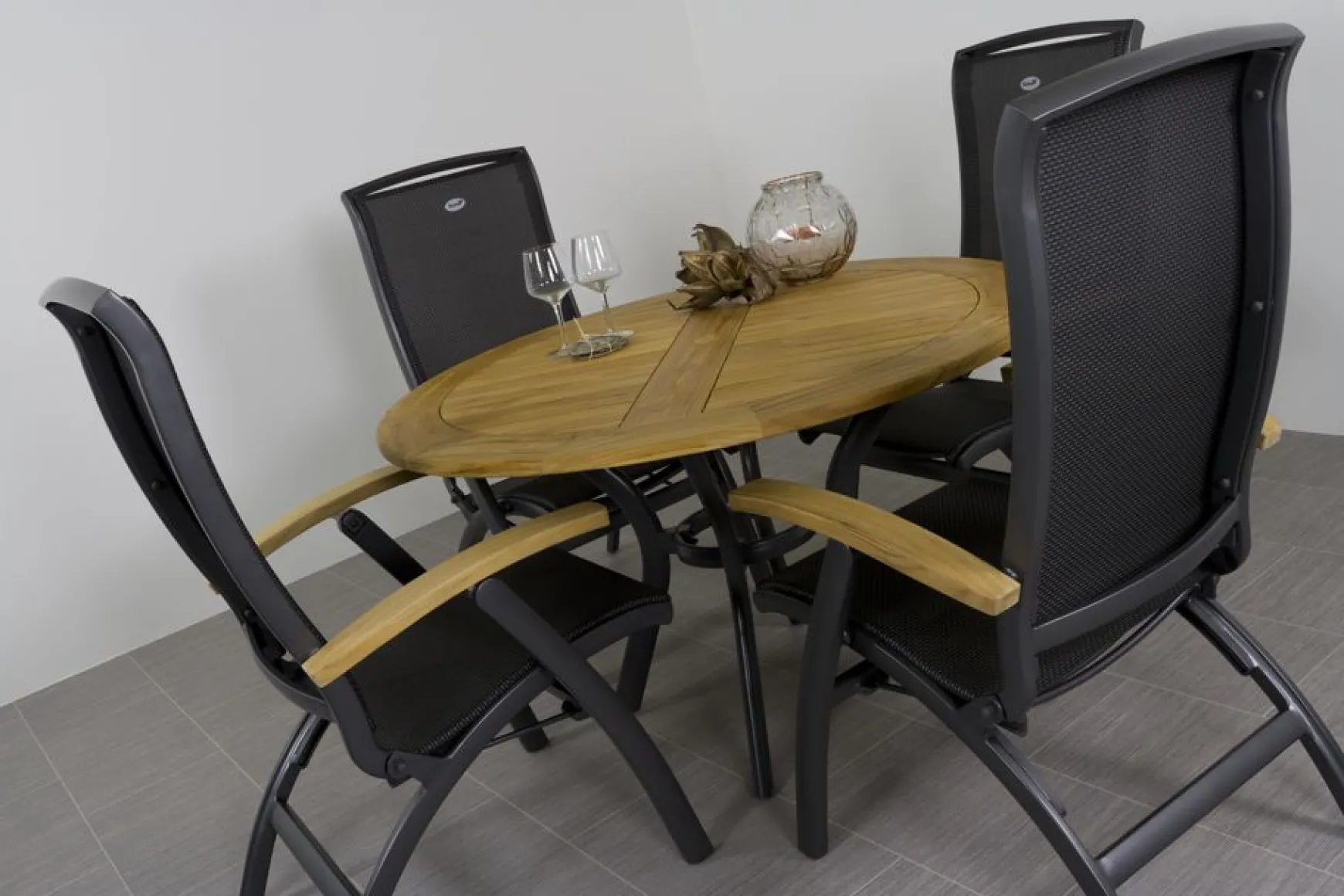 Ronde tuinset Hartman South Wales tafel - Da Vinci tuinstoelen