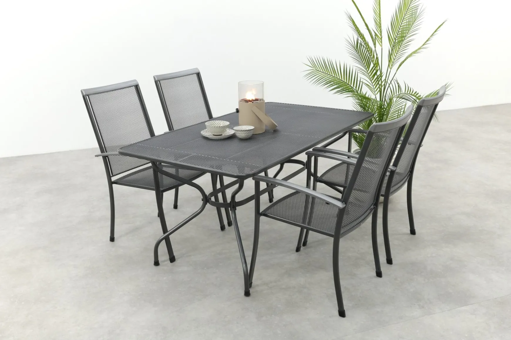 Royal Garden Balero stapelbare tuinset strekmetaal 160x90 cm.