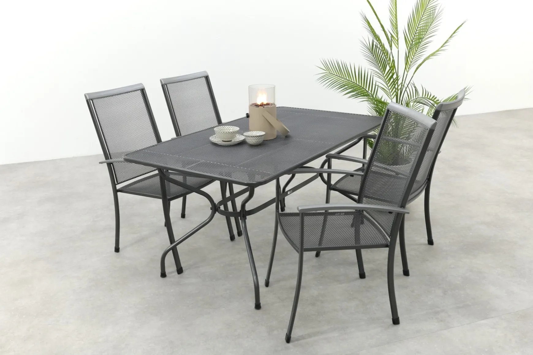 Royal Garden Balero stapelbare tuinset strekmetaal 160x90 cm.