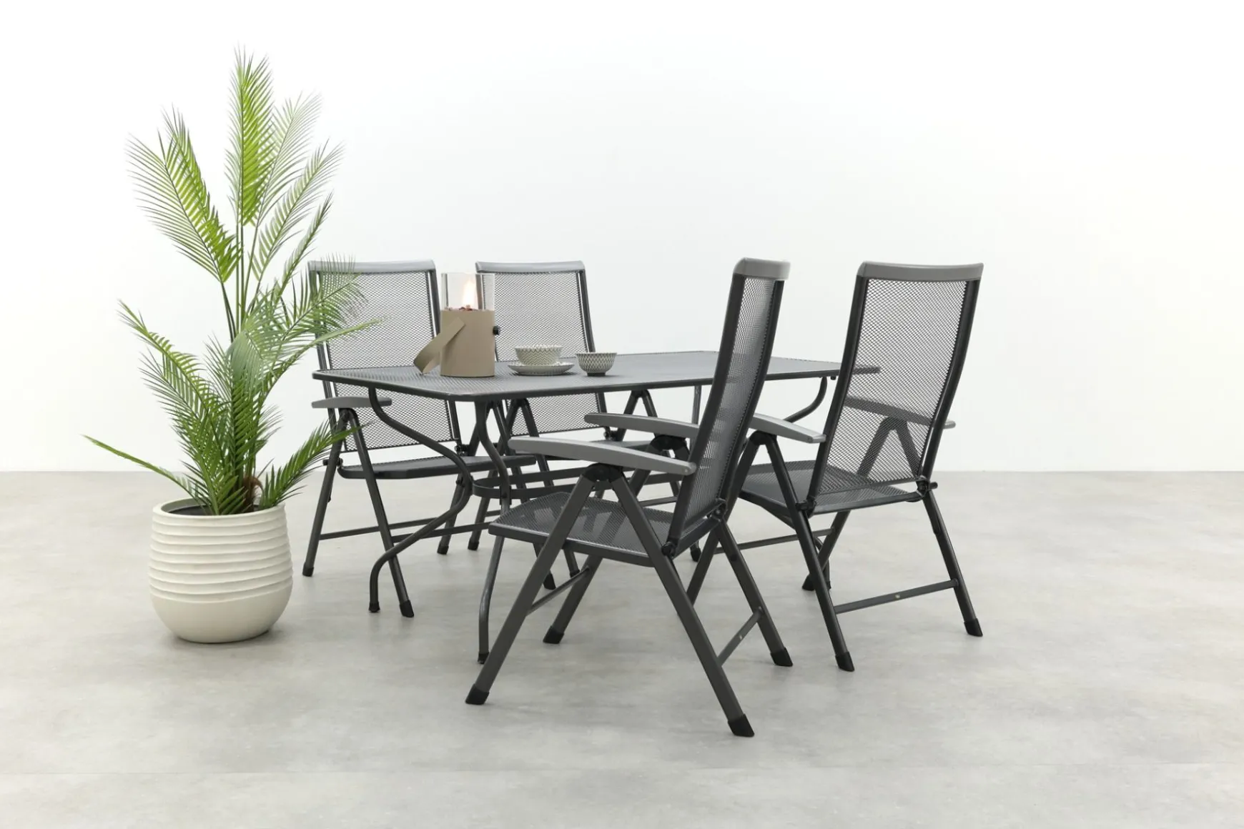 Royal Garden Balero verstelbare tuinset strekmetaal 160x90 cm.