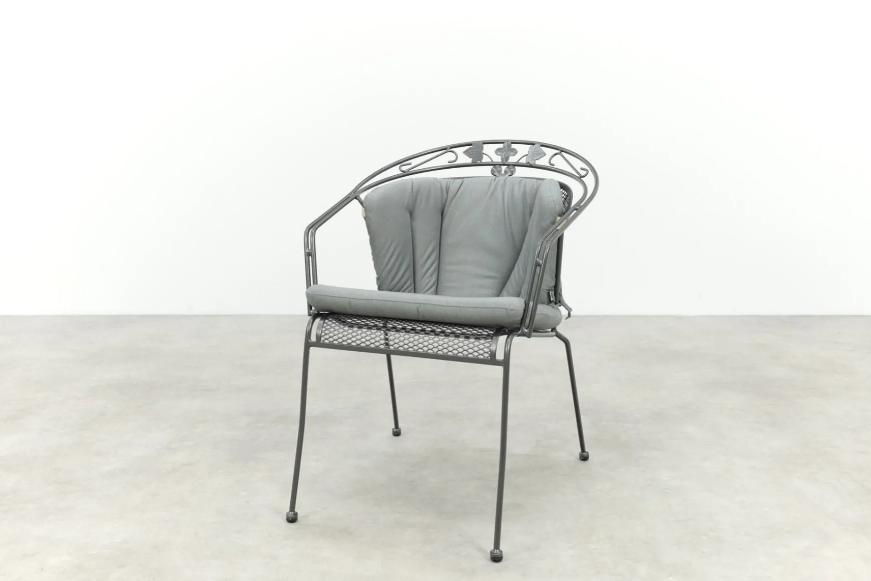 Royal Garden Elegance stapelbare tuinset strekmetaal 160x90 cm.