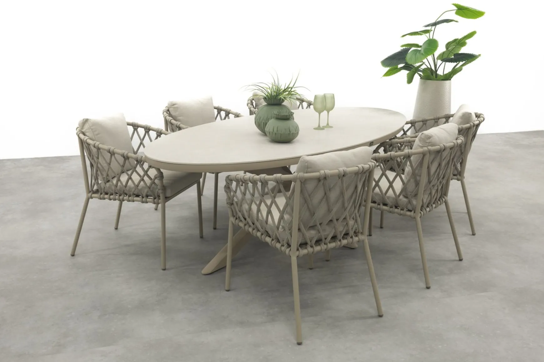 Sara/Ventaro ovale tuinset 240x115 cm. - Latte