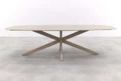 4 Seasons Nevada low dining - keramisch Deens ovale tuintafel 250x105 cm. - Latte