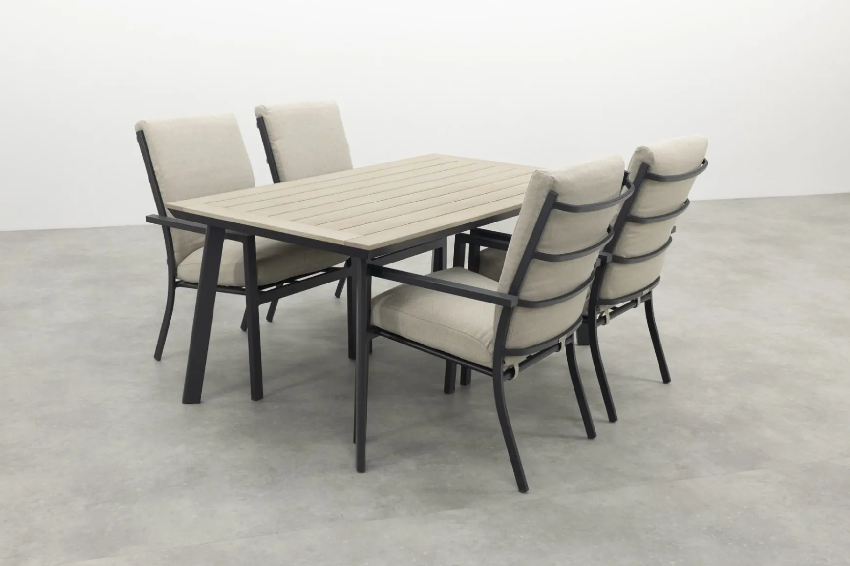 Sergio/Vigo 160x90 cm. tuinset 5-delig