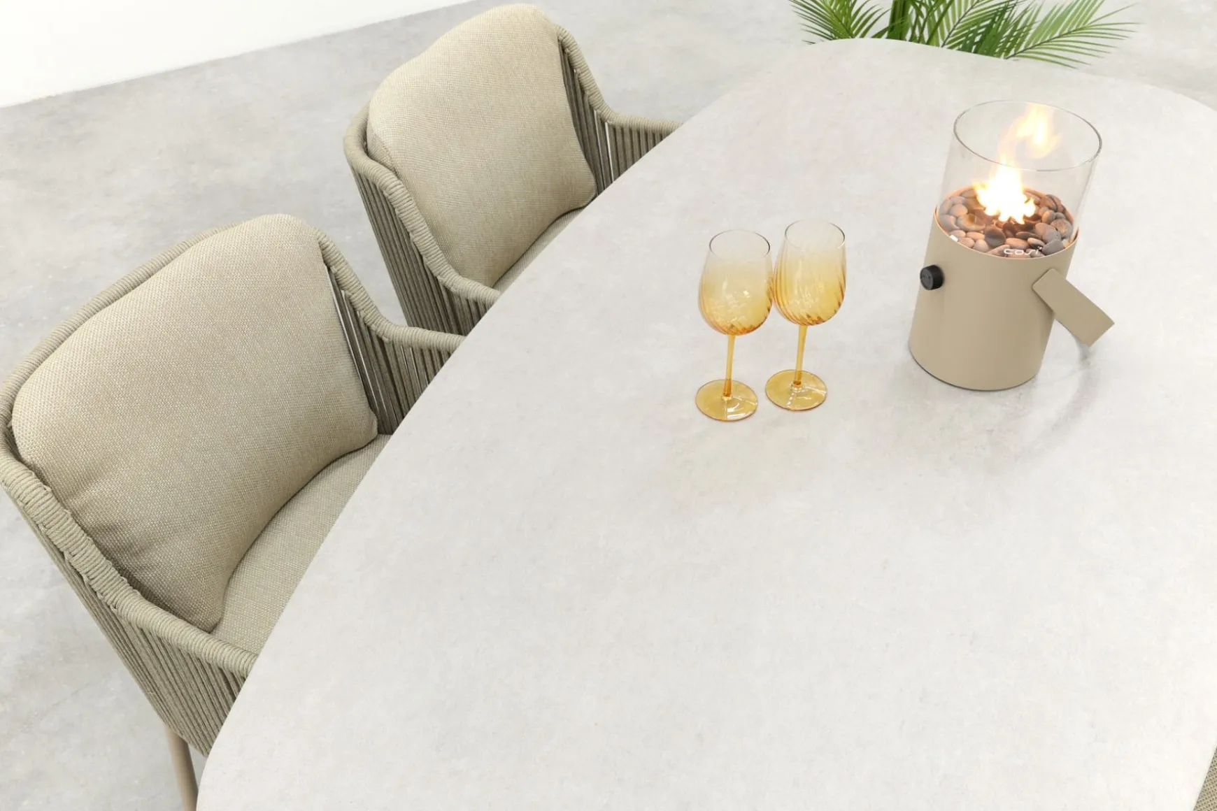 4SO Bernini/Manolo Deens ovale 4-persoons tuinset 180x95 cm. - Latte