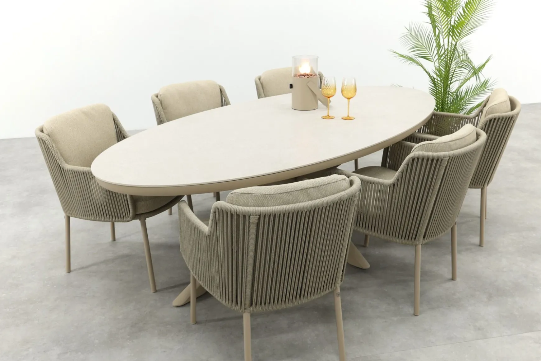 4SO Bernini/Ventaro ovale tuinset voor 6 personen 240x115 cm. - Latte