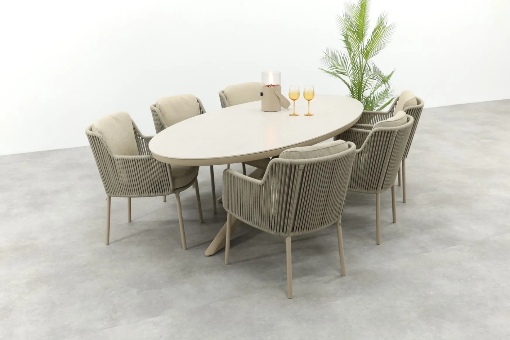4SO Bernini/Ventaro ovale tuinset voor 6 personen 240x115 cm. - Latte