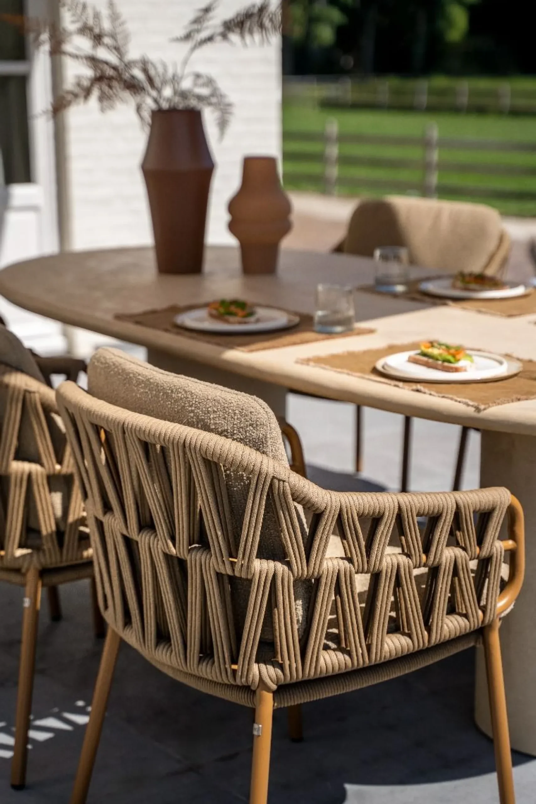 4SO Biarritz/Hampton 6-persoons ovale dining tuinset 240x105 cm. - Amber/Mortex