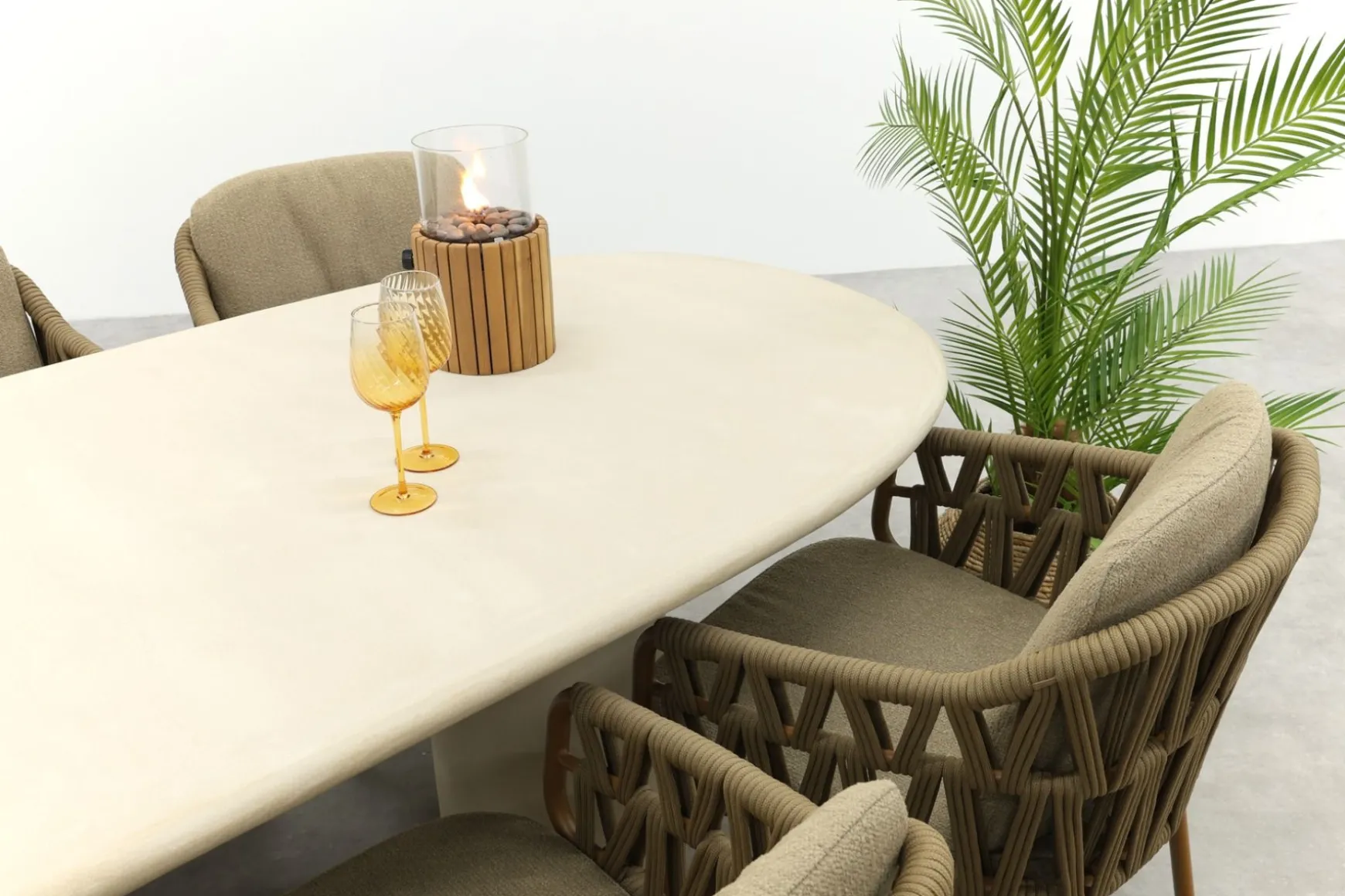 4SO Biarritz/Hampton 6-persoons ovale dining tuinset 240x105 cm. - Amber/Mortex