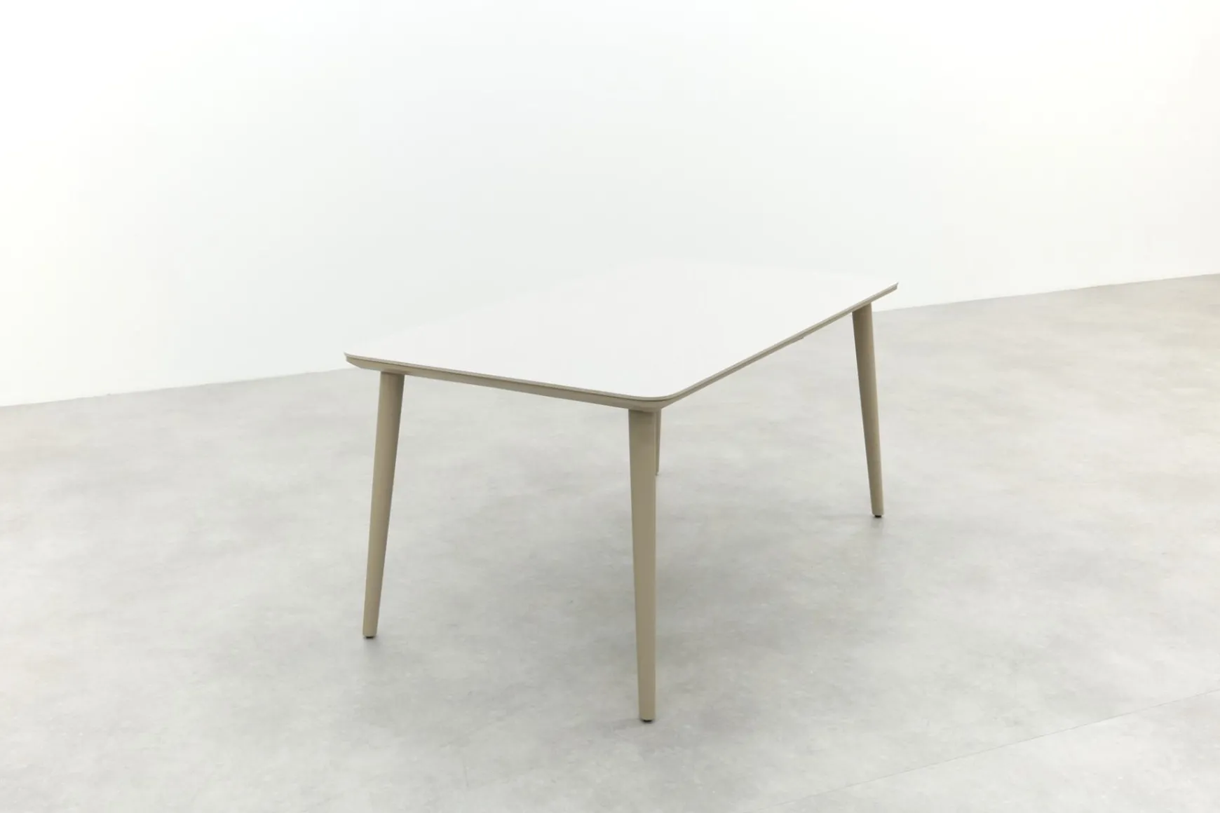 Sofia dining tuintafel keramiek 160x90 cm. - Latte