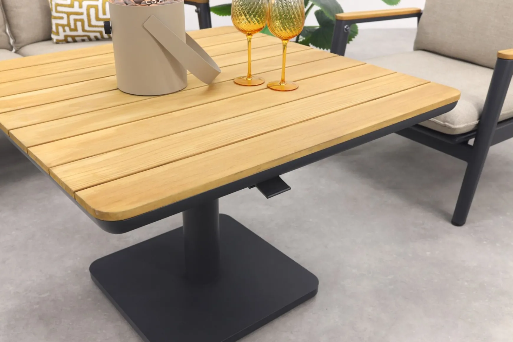 Solaro/Medina verstelbare (4-persoons) stoel-bank loungeset - Zand / Teak