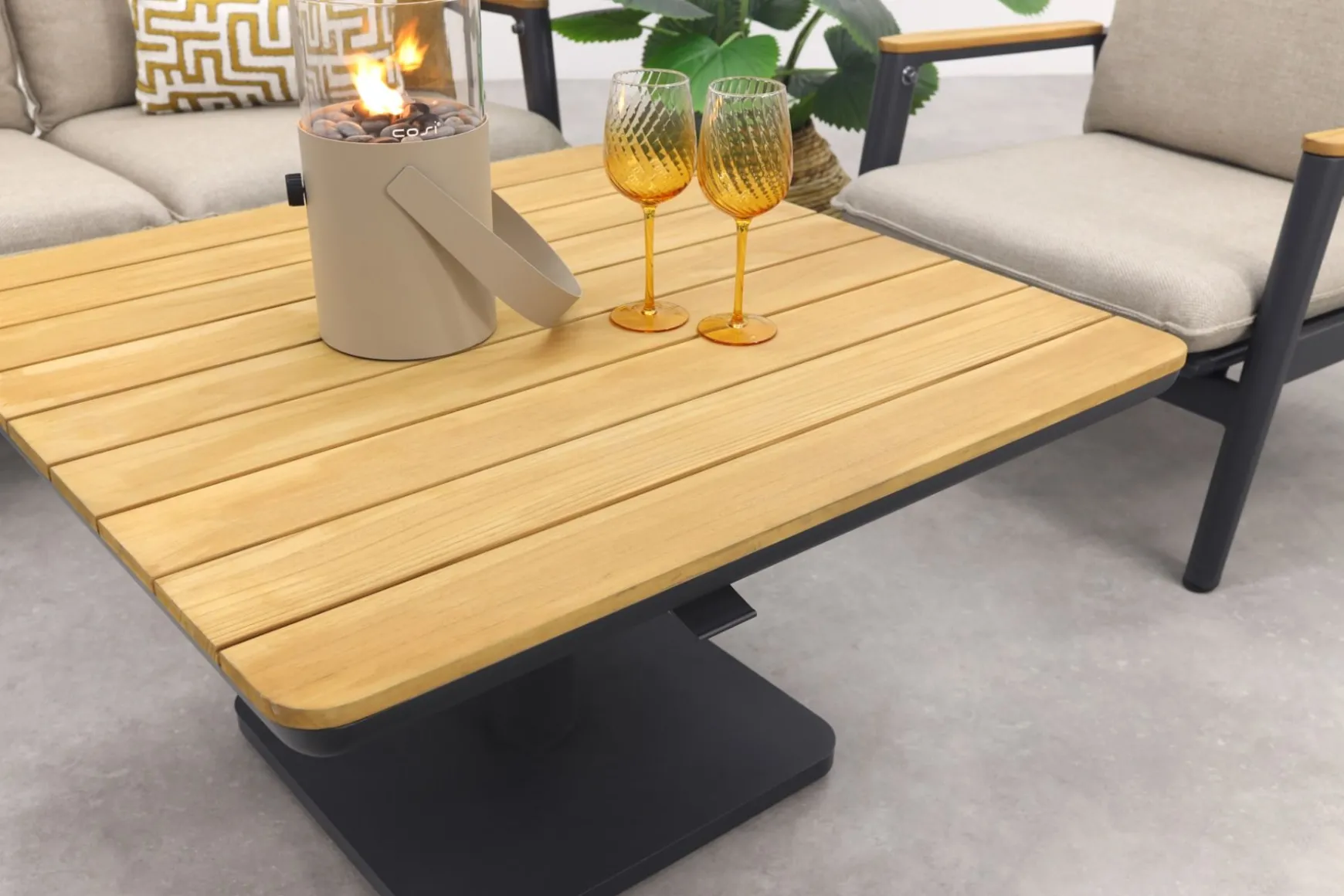 Solaro/Medina verstelbare (4-persoons) stoel-bank loungeset - Zand / Teak