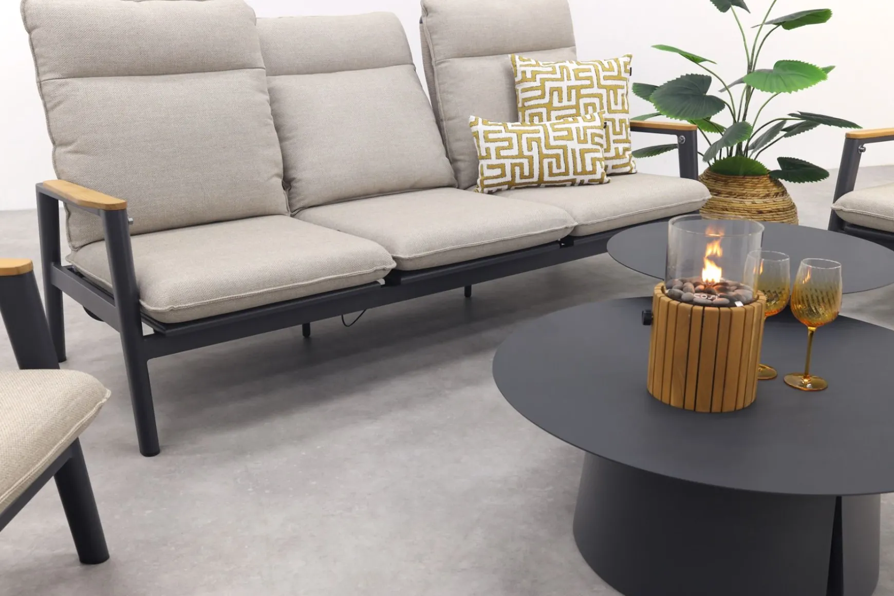 Solaro/Velora verstelbare (5-persoons) stoel-bank loungeset - Zand / Royal Grey