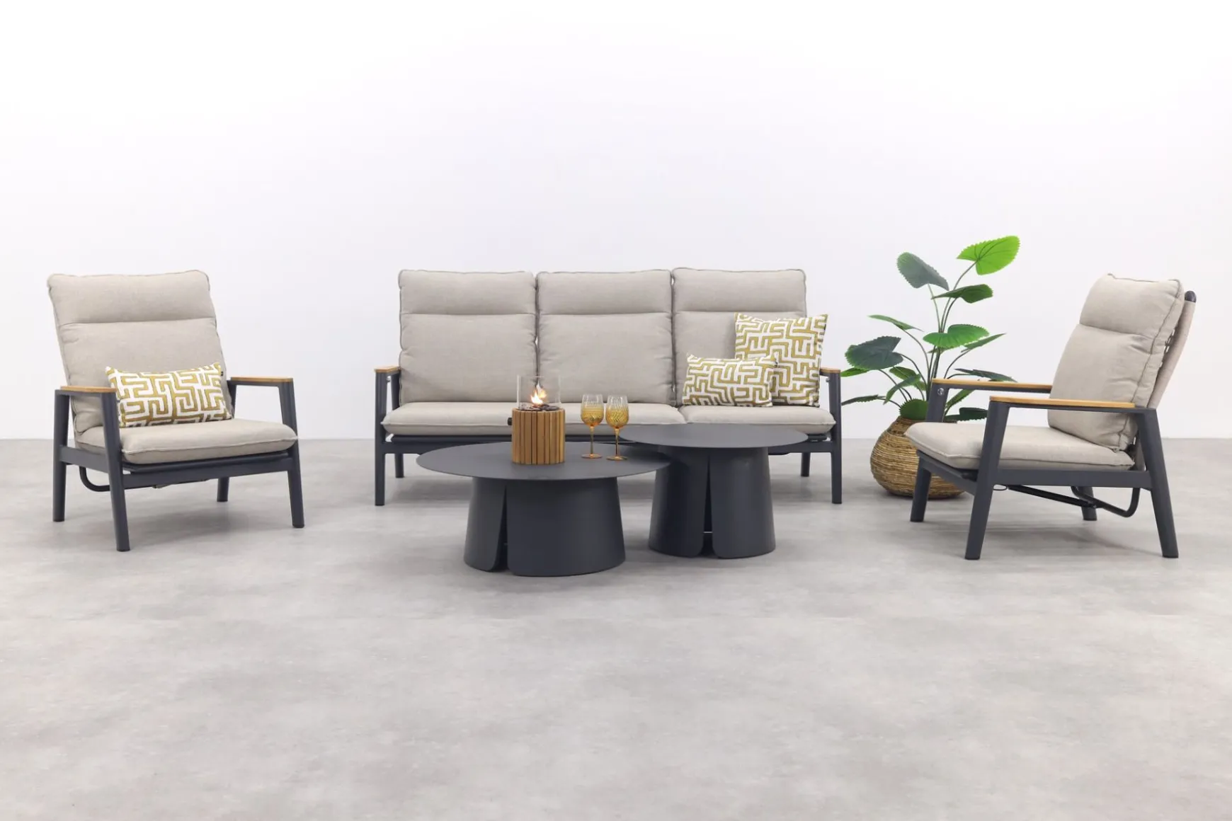 Solaro/Velora verstelbare (5-persoons) stoel-bank loungeset - Zand / Royal Grey