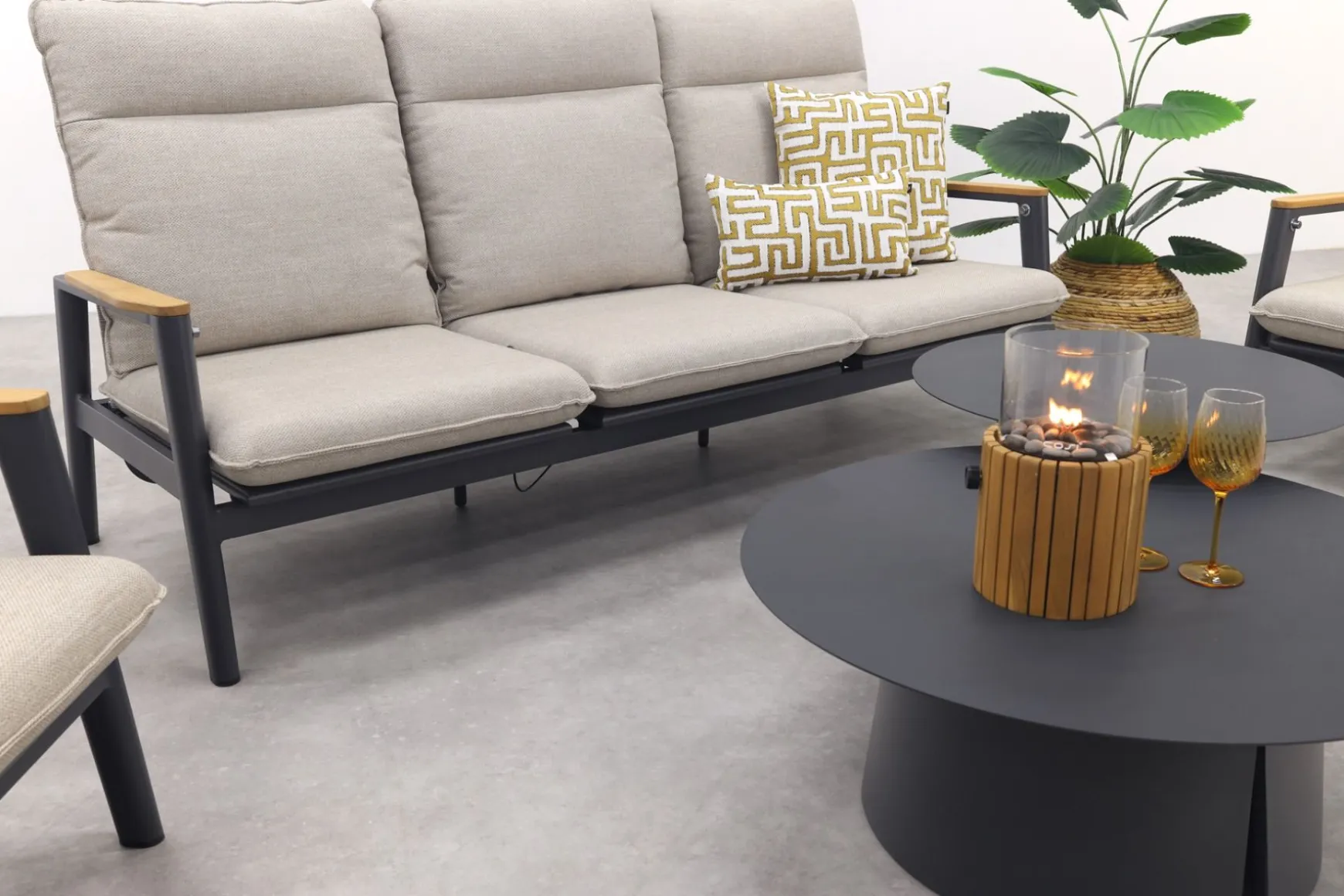 Solaro/Velora verstelbare (5-persoons) stoel-bank loungeset - Zand / Royal Grey