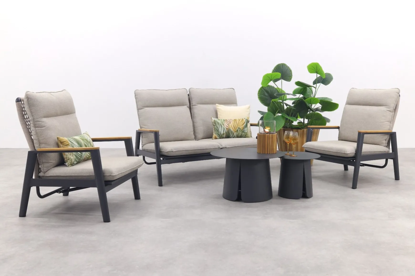 Solaro/Velora verstelbare (4-persoons) stoel-bank loungeset - Zand / Royal Grey