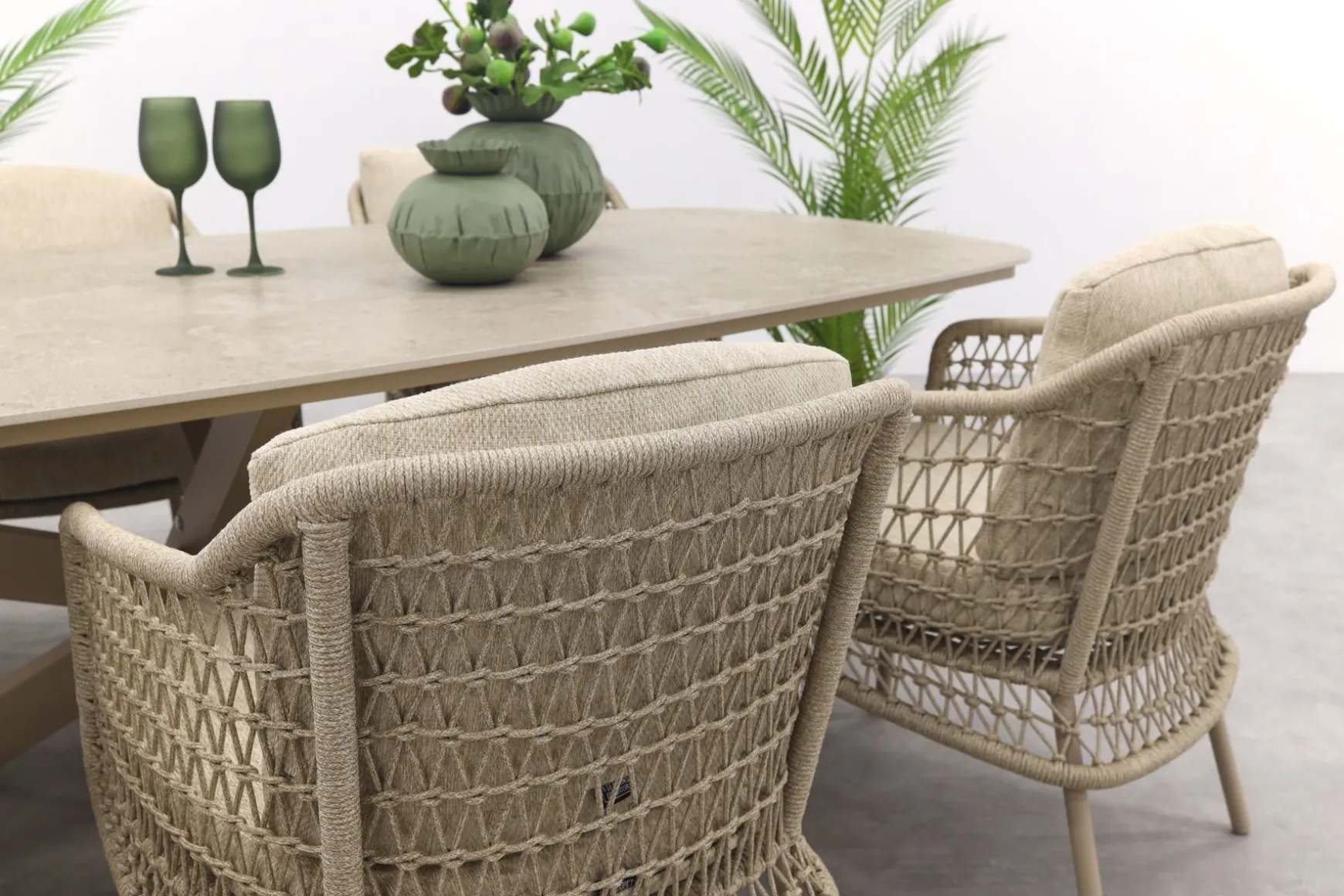 4SO Puccini/Prado Deens ovale 6-persoons tuinset 240x105 cm. - Latte