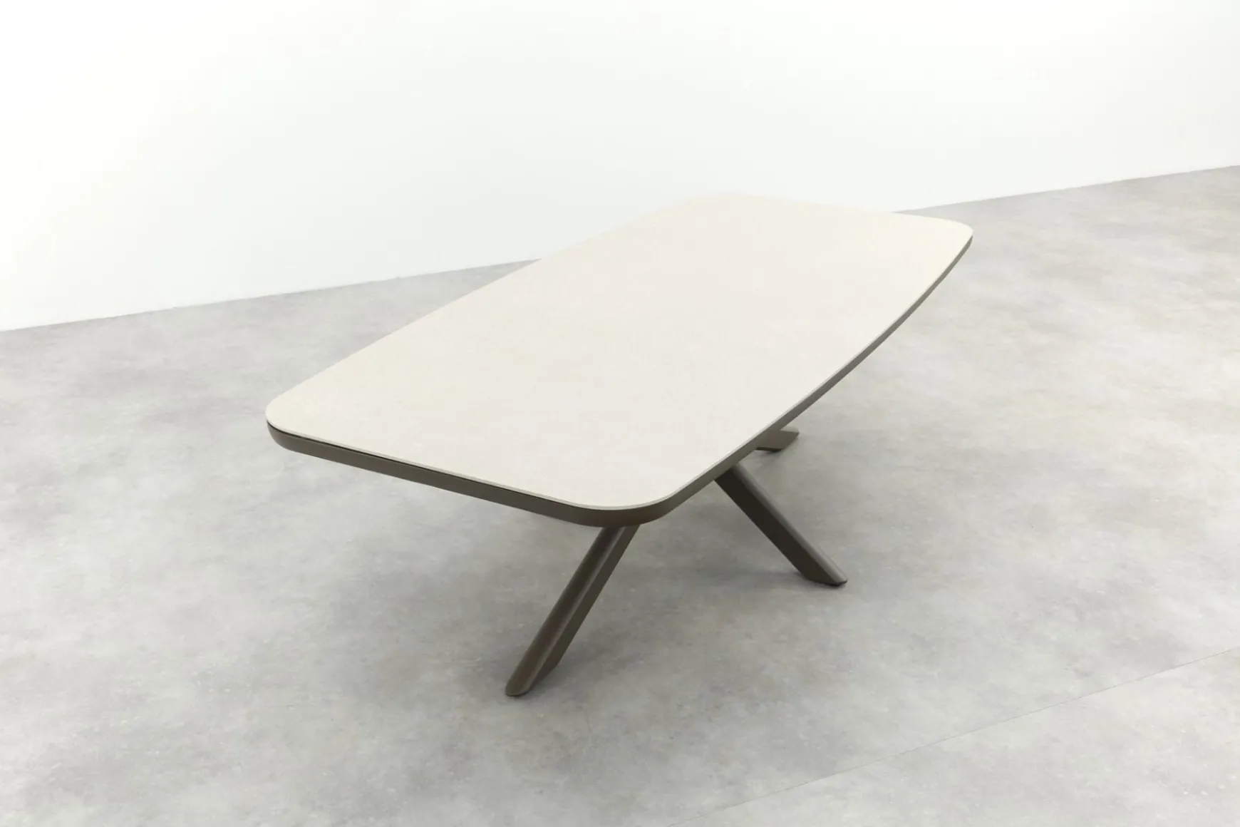 Soreno Deens ovale tuintafel 240x110 cm. - Terre