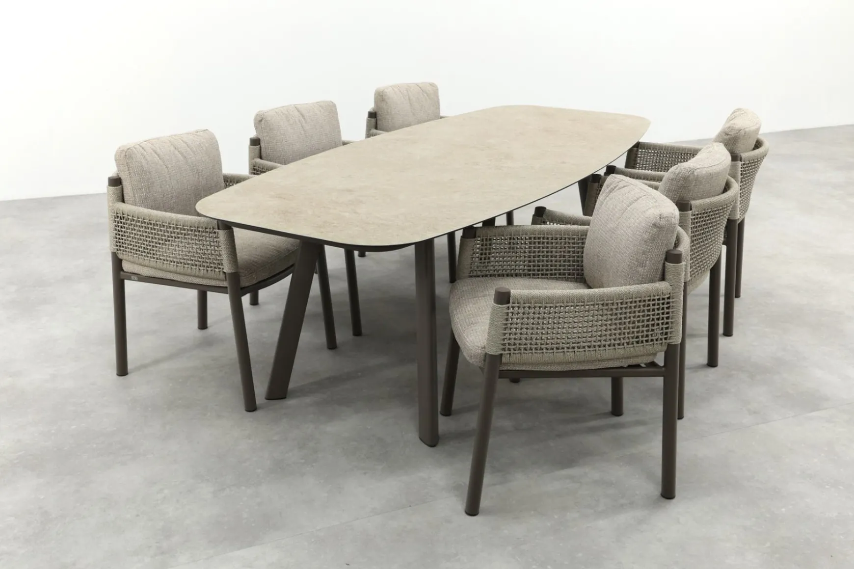 4SO Savanne/Manolo 6-persoons Deens ovale tuinset 240x103 cm. - Terre