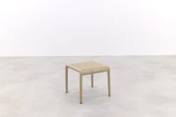 Stripe bijzettafel 45x45 - Taupe