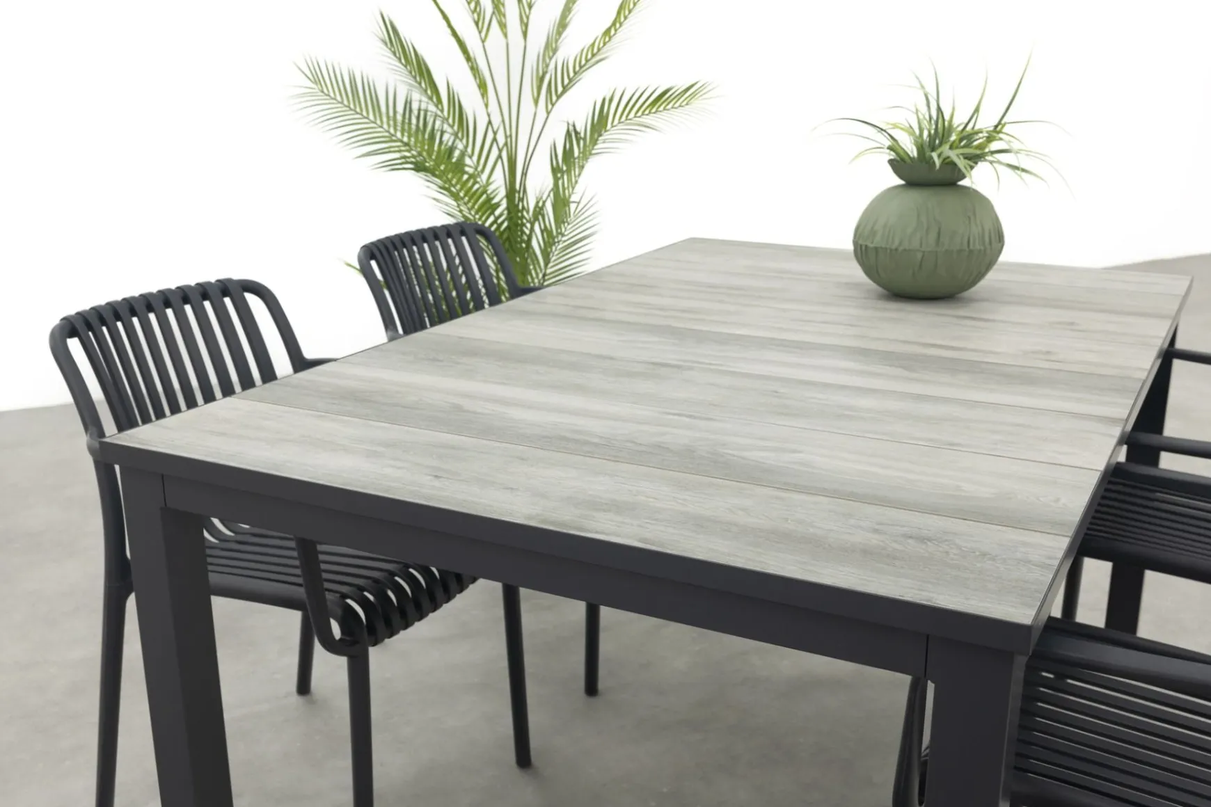 Stripe/Hartman Comino stapelbare tuinset (5-delig) - 163x105 cm.